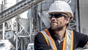La protection des yeux contre le rayonnement UV au travail