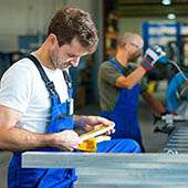 Formation gestes et postures : T.M.S Métiers de l'Industrie