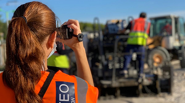 Visite sur poste : pourquoi nos formateurs filment votre quotidien avant de former vos équipes